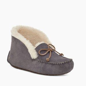 outfits for black booties